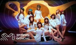 热狗爆料侯佩岑视频播放,引发网友热议